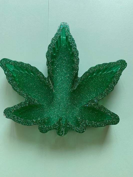 Green and Glitter Leaf Resin Tray